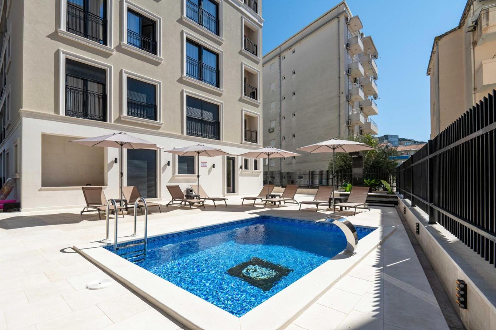 Bb Aparthotel Becici (Budva)